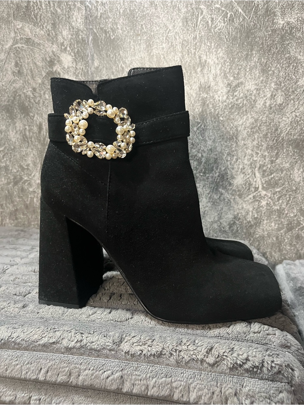 Jessica Simpson Black Suede Pearl-Embellished Ankle Boots NWOT/B
